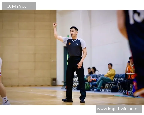 篮球一级裁判的职责与挑战解析助力提升比赛公正性与观赏性 篮球一级裁判的职责与挑战解析助力提升比赛公正性与观赏性